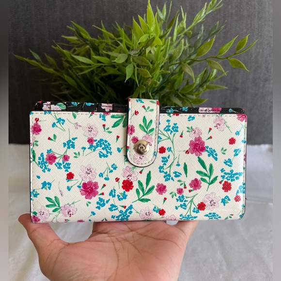 πKATE SPADE Stacy Gardner Street Greenhouse wallet - Picture 3 of 9